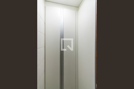 Apartamento à venda com 104m², 3 quartos e 1 vaga Apartamento à venda com 104m², 3 quartos e 1 vagaBanheiro de Serviço (atual despensa)
