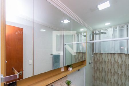 Apartamento à venda com 104m², 3 quartos e 1 vaga Apartamento à venda com 104m², 3 quartos e 1 vagaBanheiro Social