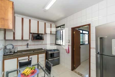 Apartamento à venda com 104m², 3 quartos e 1 vaga Apartamento à venda com 104m², 3 quartos e 1 vagaCozinha