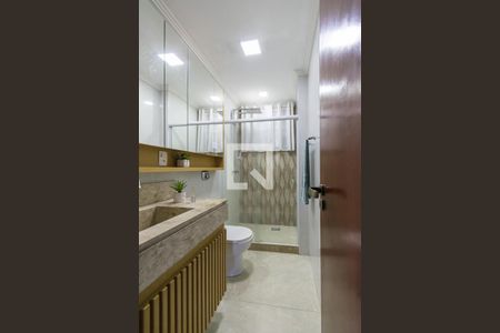 Apartamento à venda com 104m², 3 quartos e 1 vaga Apartamento à venda com 104m², 3 quartos e 1 vagaBanheiro Social