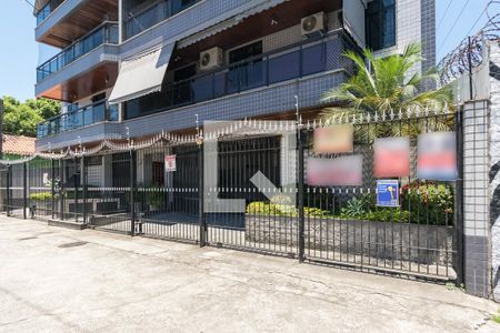 Apartamento à venda com 104m², 3 quartos e 1 vaga Apartamento à venda com 104m², 3 quartos e 1 vagaFachada da Entrada
