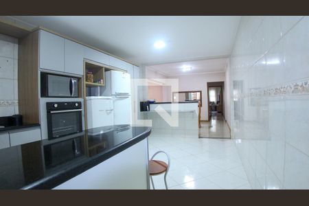 Casa à venda com 148m², 3 quartos e 2 vagasCozinha