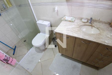 Casa à venda com 148m², 3 quartos e 2 vagasBanheiro