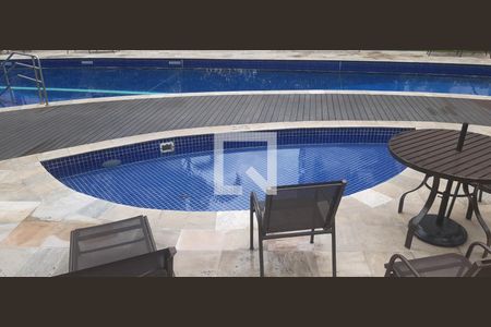 Apartamento à venda com 70m², 3 quartos e 1 vagaÁrea comum - Piscina