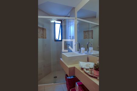 Apartamento à venda com 97m², 3 quartos e 2 vagas Apartamento à venda com 97m², 3 quartos e 2 vagasBanheiro Social