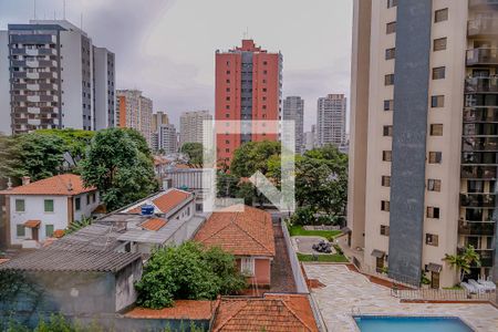 Apartamento à venda com 97m², 3 quartos e 2 vagas Apartamento à venda com 97m², 3 quartos e 2 vagasVista da Área de Serviço