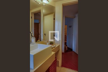 Apartamento à venda com 97m², 3 quartos e 2 vagas Apartamento à venda com 97m², 3 quartos e 2 vagasBanheiro Social - Pia