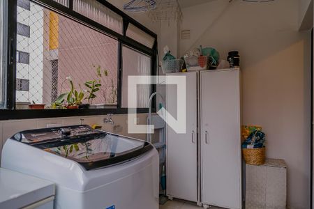 Apartamento à venda com 97m², 3 quartos e 2 vagas Apartamento à venda com 97m², 3 quartos e 2 vagasÁrea de Serviço