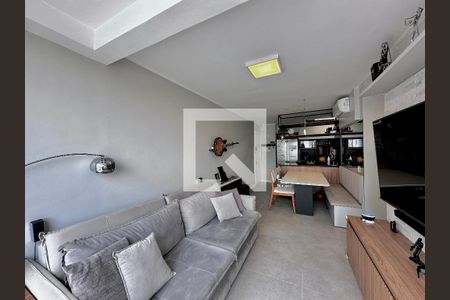 Sala  de apartamento à venda com 3 quartos, 72m² em Santo Amaro, São Paulo