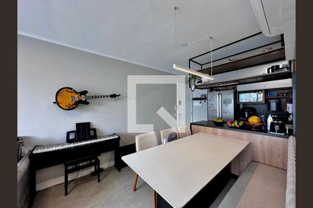 Sala  de apartamento à venda com 3 quartos, 72m² em Santo Amaro, São Paulo