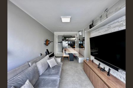 Sala  de apartamento à venda com 3 quartos, 72m² em Santo Amaro, São Paulo