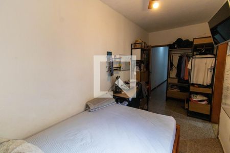 Casa de condomínio à venda com 236m², 3 quartos e 1 vaga Casa de condomínio à venda com 236m², 3 quartos e 1 vagaSuíte 1