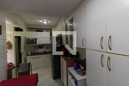 Casa de condomínio à venda com 236m², 3 quartos e 1 vaga Casa de condomínio à venda com 236m², 3 quartos e 1 vagaCozinha