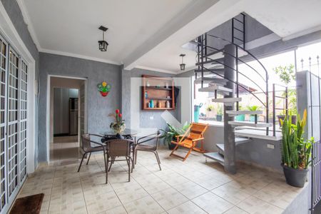 Casa para alugar com 320m², 3 quartos e 1 vagaVaranda