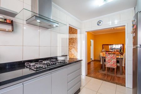 Casa para alugar com 320m², 3 quartos e 1 vagaCozinha