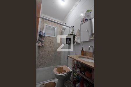 Banheiro de apartamento à venda com 1 quarto, 45m² em Vila Constança, São Paulo