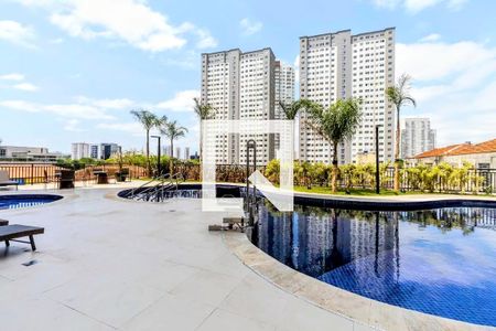 Apartamento à venda com 49m², 2 quartos e 1 vaga Apartamento à venda com 49m², 2 quartos e 1 vagaÁrea comum - Piscina