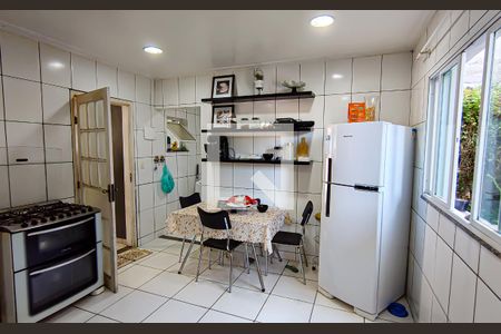 Casa de condomínio à venda com 75m², 3 quartos e 1 vaga Casa de condomínio à venda com 75m², 3 quartos e 1 vagacozinha