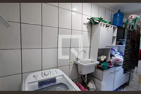 Casa de condomínio à venda com 75m², 3 quartos e 1 vaga Casa de condomínio à venda com 75m², 3 quartos e 1 vagaarea de serviço