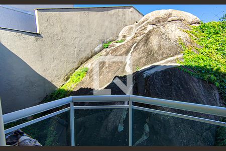 Casa de condomínio à venda com 75m², 3 quartos e 1 vaga Casa de condomínio à venda com 75m², 3 quartos e 1 vagaquarto 2 - varanda