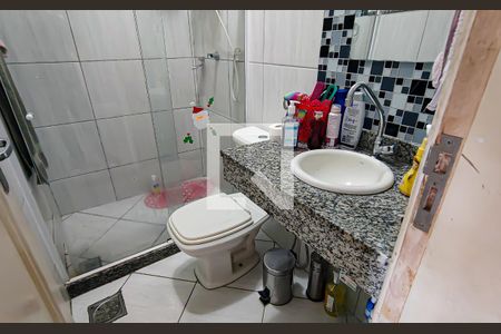 Casa de condomínio à venda com 75m², 3 quartos e 1 vaga Casa de condomínio à venda com 75m², 3 quartos e 1 vagabanheiro social