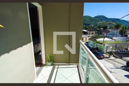 Casa de condomínio à venda com 75m², 3 quartos e 1 vaga Casa de condomínio à venda com 75m², 3 quartos e 1 vagaquarto 3 suite master