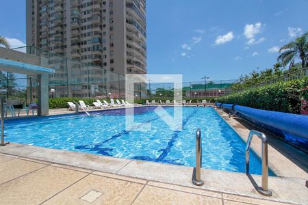 Apartamento à venda com 90m², 2 quartos e 1 vagaÁrea comum - Piscina