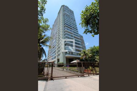 Apartamento à venda com 90m², 2 quartos e 1 vagaFachada