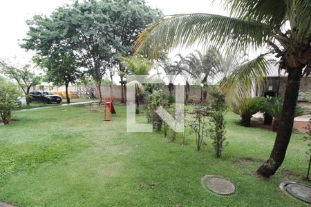 Apartamento para alugar com 52m², 2 quartos e 1 vagaVista