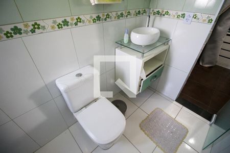 Casa para alugar com 240m², 3 quartos e 2 vagasBanheiro da Suíte 1 e do Quarto 1