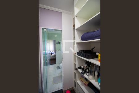 Casa para alugar com 240m², 3 quartos e 2 vagasSuíte 1