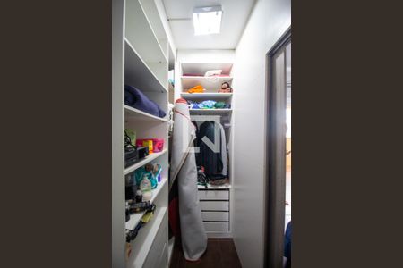 Casa para alugar com 240m², 3 quartos e 2 vagasSuíte 1