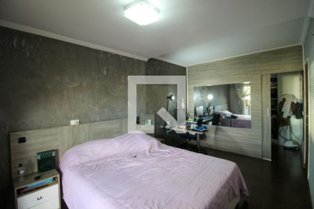 Casa para alugar com 240m², 3 quartos e 2 vagasSuíte 2