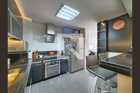Cozinha de apartamento à venda com 3 quartos, 116m² em Prado, Belo Horizonte