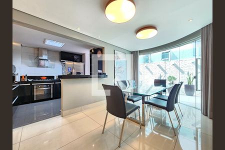 Apartamento à venda com 116m², 3 quartos e 3 vagasSala