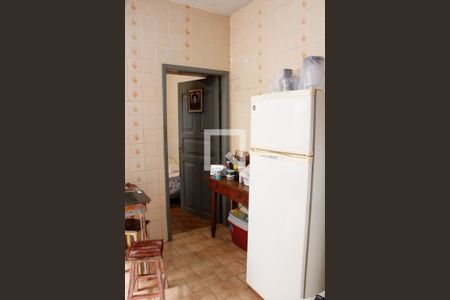 Casa à venda com 250m², 2 quartos e 3 vagas Casa à venda com 250m², 2 quartos e 3 vagasCOZINHA