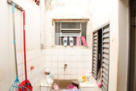 Casa à venda com 250m², 2 quartos e 3 vagas Casa à venda com 250m², 2 quartos e 3 vagasÁREA DE SERVIÇO