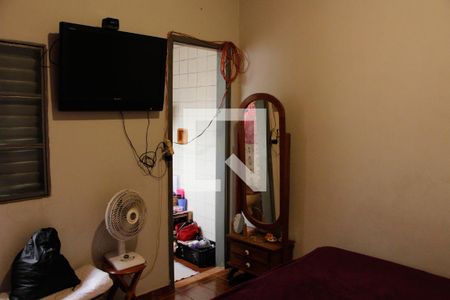 Casa à venda com 250m², 2 quartos e 3 vagas Casa à venda com 250m², 2 quartos e 3 vagasSUÍTE