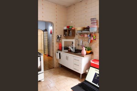 Casa à venda com 250m², 2 quartos e 3 vagas Casa à venda com 250m², 2 quartos e 3 vagasCOZINHA