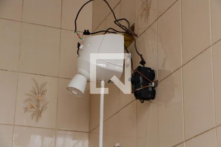 Casa à venda com 250m², 2 quartos e 3 vagas Casa à venda com 250m², 2 quartos e 3 vagasBANHEIRO SOCIAL