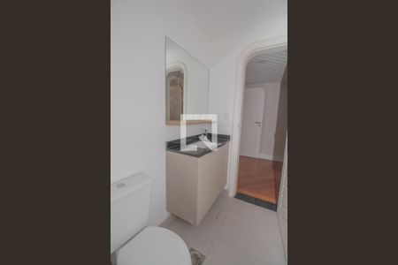 Apartamento à venda com 238m², 3 quartos e 4 vagasBanheiro 