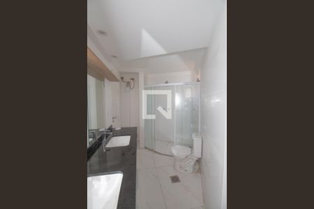 Apartamento à venda com 238m², 3 quartos e 4 vagasBanheiro Quarto 1