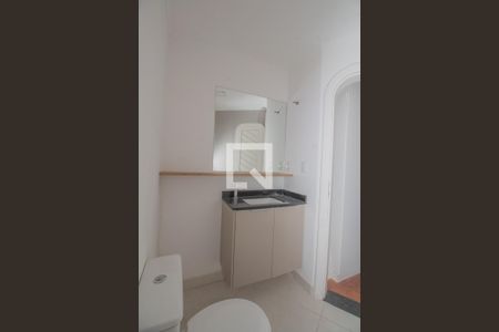 Apartamento à venda com 238m², 3 quartos e 4 vagasBanheiro Quarto 2