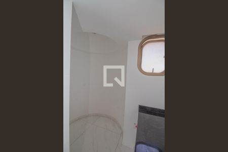 Apartamento à venda com 238m², 3 quartos e 4 vagasBanheiro Quarto 1