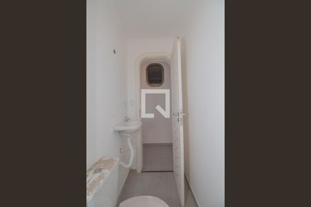 Apartamento à venda com 238m², 3 quartos e 4 vagasBanheiro de Serviço