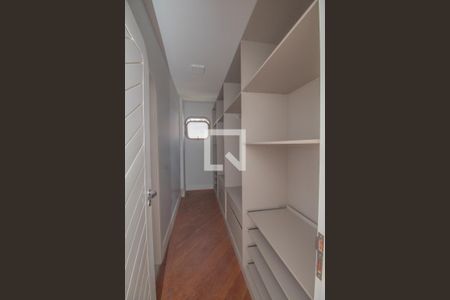 Apartamento à venda com 238m², 3 quartos e 4 vagasQuarto 1