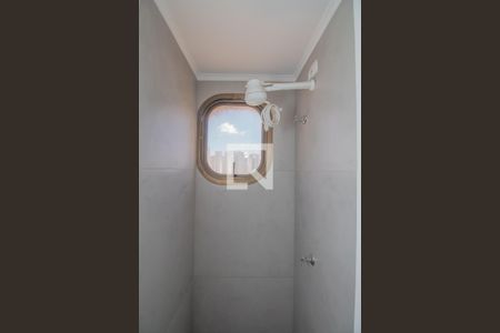 Apartamento à venda com 238m², 3 quartos e 4 vagasBanheiro de Serviço