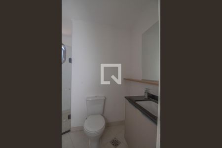 Apartamento à venda com 238m², 3 quartos e 4 vagasBanheiro Quarto 2