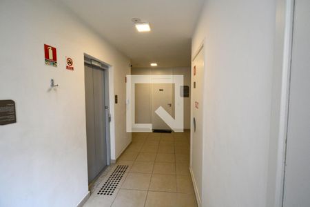 Apartamento para alugar com 35m², 2 quartos e 1 vagaHall de entrada