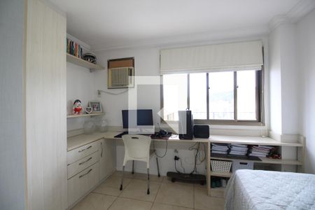 Quarto 1 de apartamento à venda com 4 quartos, 172m² em Freguesia (jacarepaguá), Rio de Janeiro